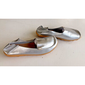 Venus Celia Women's Silver Comfort Leather Moccasins Size 11